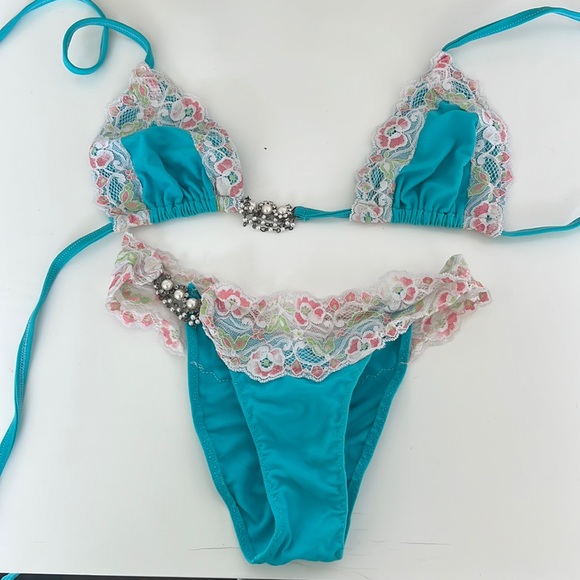 Blue Floral Bikini - Picture 1 of 4